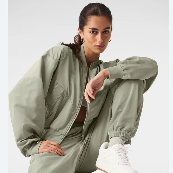 ALO Mixed Media Reinvention Jacket - Picture 5 of 10